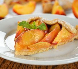 Tart with nectarines