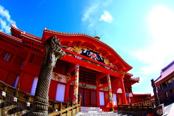 Fototapeta premium Zamek Shuri w mieście Naha w prefekturze Okinawa
