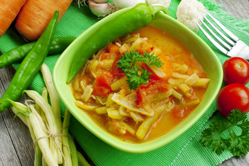 aricot beans stew with vegetables