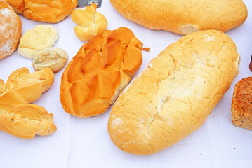 Ravenna market, medieval bread shapes