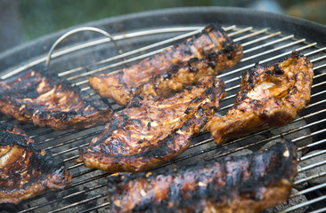 Rippchen auf dem Grill
