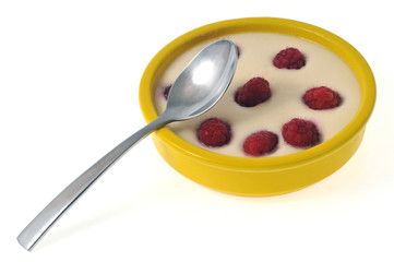 Crème vanille et framboises