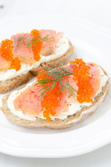 sandwich with cream cheese, salted salmon and red caviar