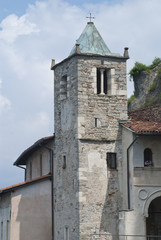 Fototapeta na wymiar Pustelnia Santa Caterina del Sasso