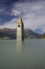 Reschensee - Wahrzeichen am Reschenpass