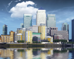 Canary Warf with beautiful sky.
