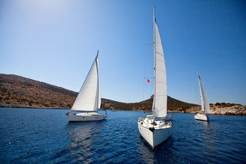 Fototapeta na wymiar Sailing regatta