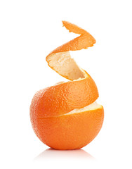 orange with peeled spiral skin - 53776968