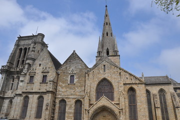 Fototapeta na wymiar Guingamp, église Notre-Dame de Bon-Secours