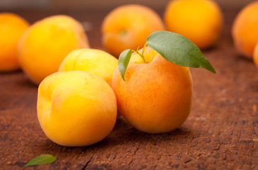 apricot