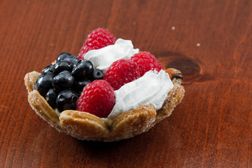 Fresh berry tart