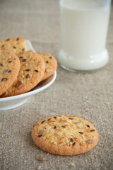 Cookies with cereals and seeds.