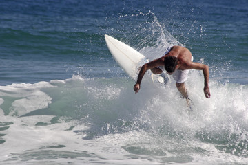 Surf maneuver
