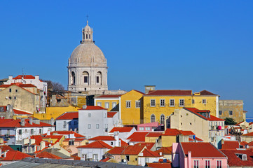 Lisbon cathedral close-up © Arseniy Krasnevsky