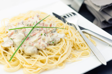 plat de spaghetti sauce forestière 3