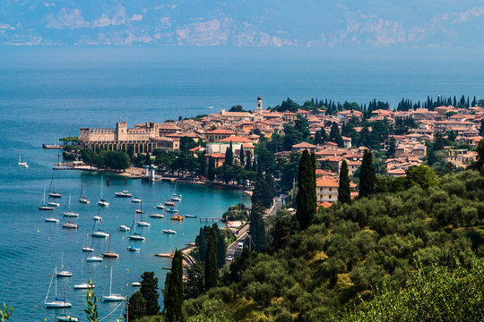 Torri del Benaco