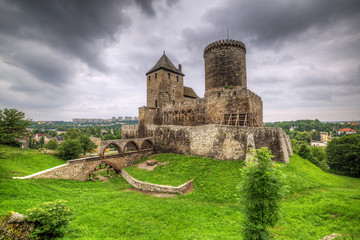 Fototapeta na wymiar Średniowieczny zamek w 14 wieku Będzin, Polska