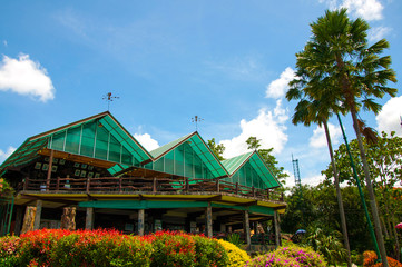 Fototapeta premium tropical villa with beautiful garden