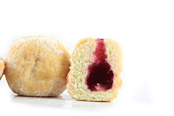 Zoom Blueberry donuts.