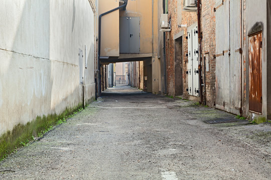 Fototapeta alley in the old town