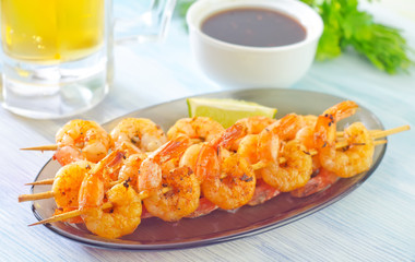 shrimps and beer