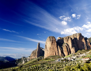 paisaje de montañas.Riglos,Huesca,Aragon,España