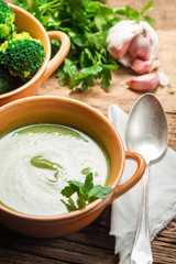 Cream of broccoli soup with parsley