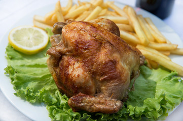 Pollo allo Spiedo con Patatine Fritte