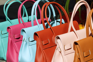 colorful leather handbags collection on florentine market - obrazy, fototapety, plakaty