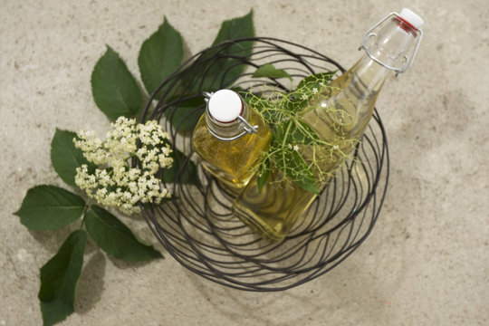 Holunderbl&uuml;tensirup