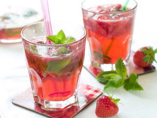 strawberry mojito or lemonade