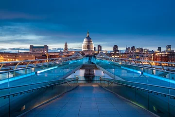 Selbstklebende Fototapete London Millennium Bridge e Cattedrale di S. Paolo