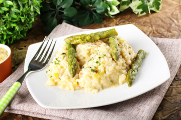 Rice with fresh asparagus