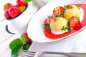  dumplings with strawberries