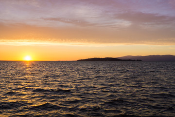Tramonto sul lago