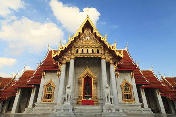 Naklejka premium Wat Benchamabophit, bangkok, thailand