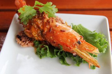 Thai shrimp with curry