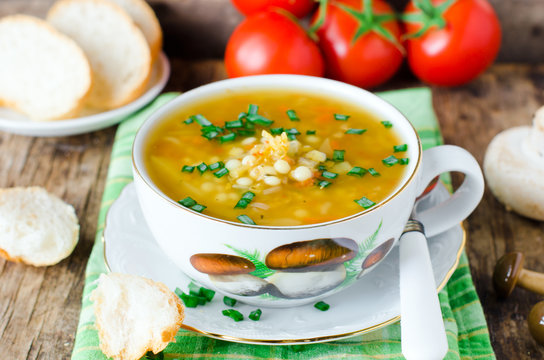 Lentil soup and mushrooms