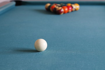 Table de billard en début de partie