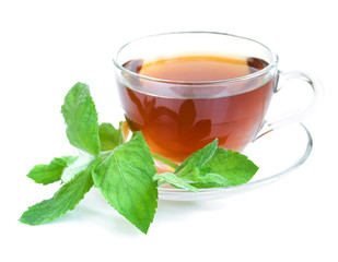 Tea cup with mint leaves © Es75