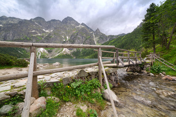 Fototapeta na wymiar Eye of the Sea jezioro w Tatrach, Polska