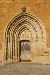 Puerta del Monasterio de Sandoval. Leon. España