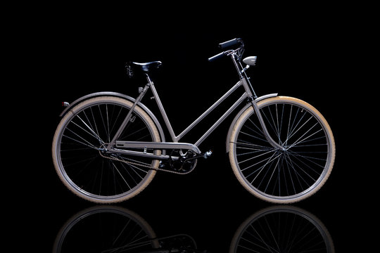 Fototapeta Old refurbished retro bike