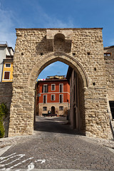 Tolentino, la Porta del Ponte