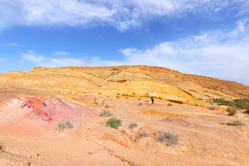 Color sand valley