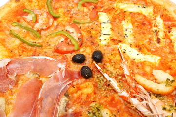 pizza with mix food