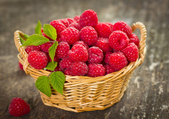 Fresh raspberry in the bowl