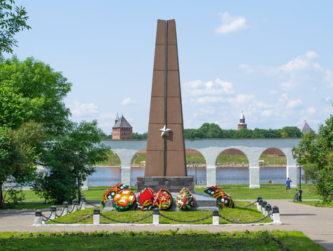 Monument to the heroes at Yaroslav's court