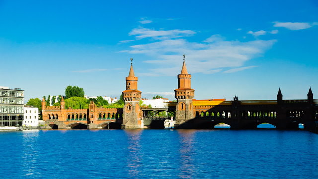 Oberbaum bridge in Berlin