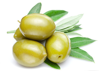 Green olives with leaves